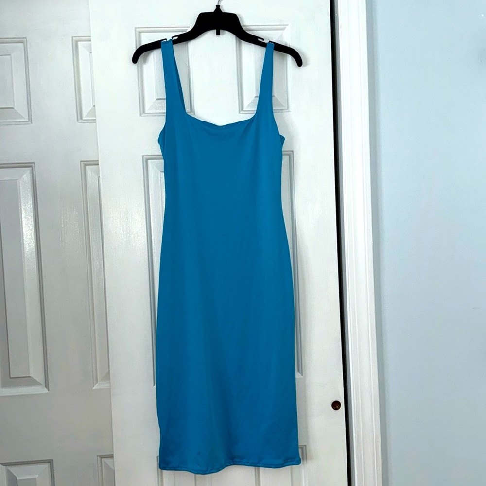 Sincerely Jules Midi blue dress, tight fit. Never worn